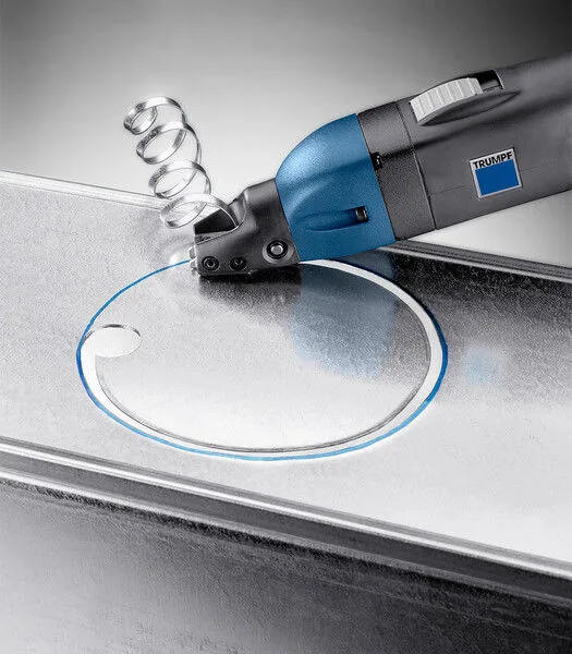 TRUMPF TruTool C 160 с устройством удаления стружки и аккумулятором LiHD 12 В